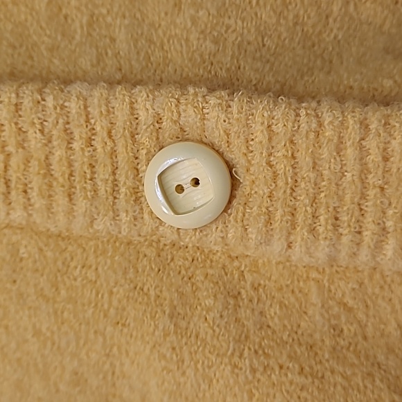 Morla Women Vintage sweater Size Small - Picture 3 of 6